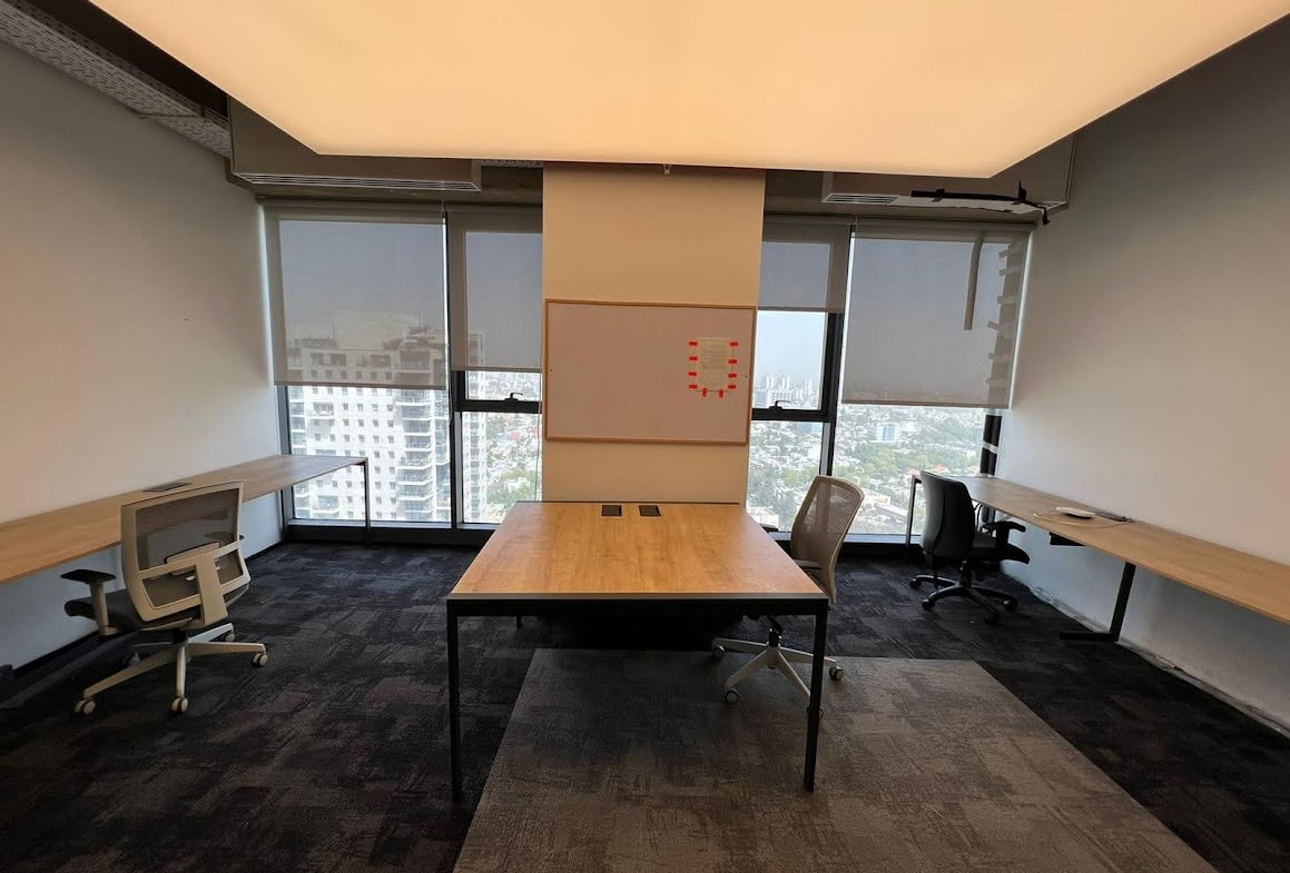 חדר עבודה גדול