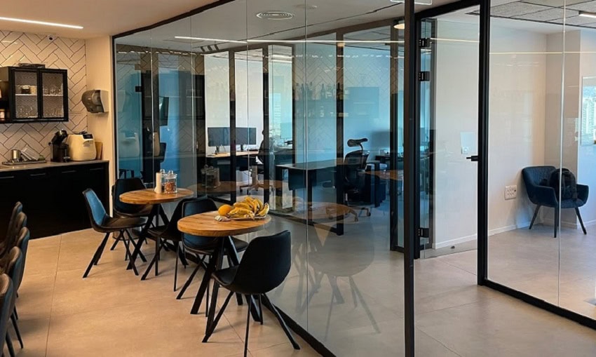 חלוקה לחדרים ומבט כללי