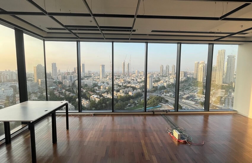 להשכרה משרד 270 מר באזור מידטאון