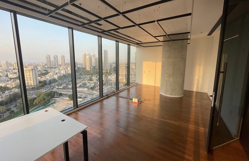 להשכרה משרד 270 מר באזור מידטאון