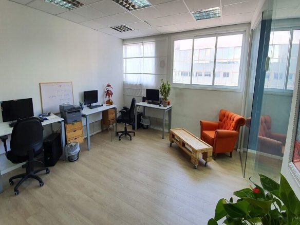 להשכרה משרד מושלם בגודל 80 מר