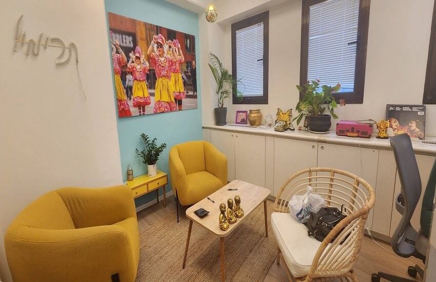 משרד להשכרה בחסן ערפה - 251 מר