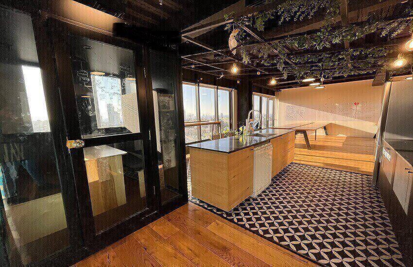 משרדים להשכרה במגדל לוינשטיין, 243 מ