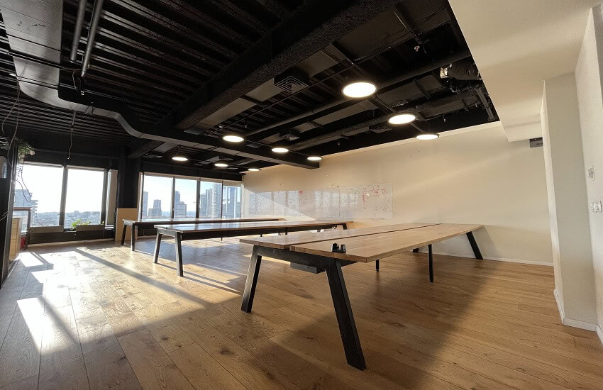 משרדים להשכרה במגדל לוינשטיין, 243 מ