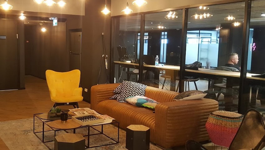 סלון- פינת מנוחה