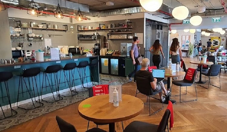 מטבח מאובזר ומקומות אוכל