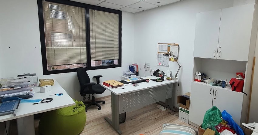 אחד מחדרי עבודה