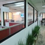 מבט כללי על המשרד- חדרי עבודה