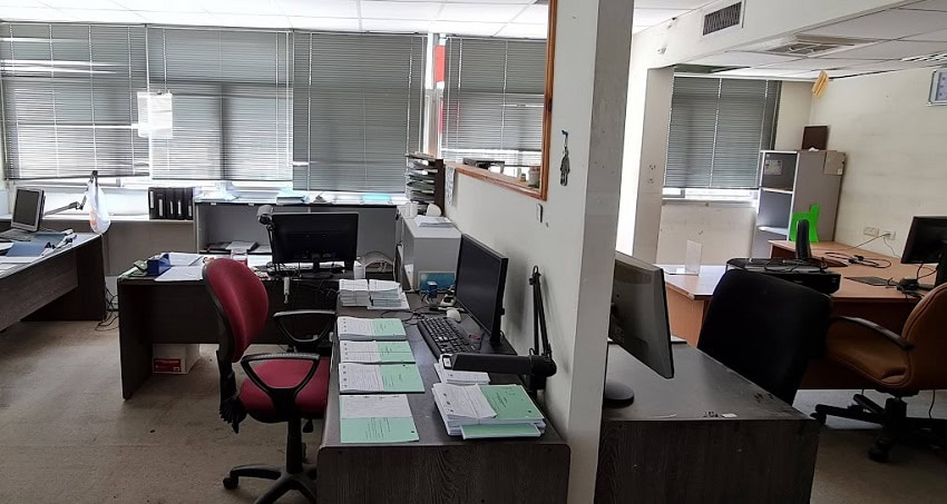 חלוקי לחדרי צוות ואזורי עבודה