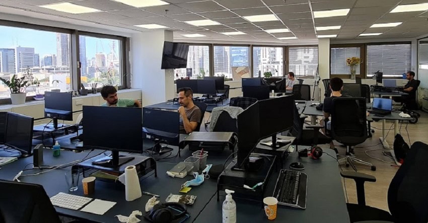 עמדות עבודה- אופן ספייס