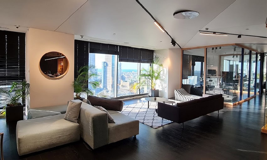 אזור לאונג'- פינת ישיבה