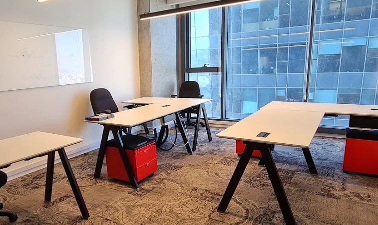 חדרי צוות- חדרי עבודה של 4-6 עובדים