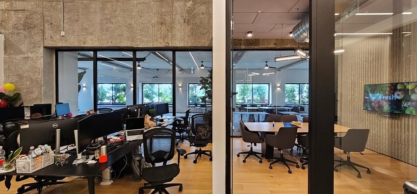 אופן ספייס וחדרי ישיבות