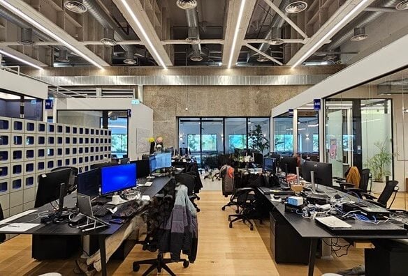 אופן ספייס במשרדים גדולים להשכרה 4500-1500 מ"ר