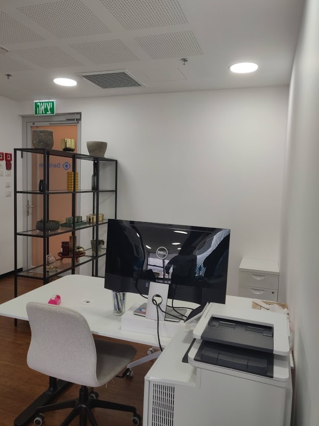 חדר עבודה נוסף