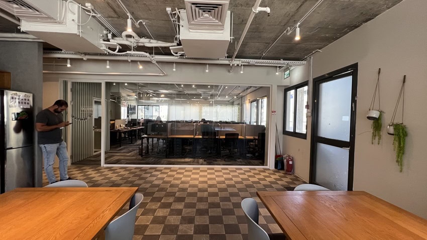 פינת אוכל ואופן ספייס