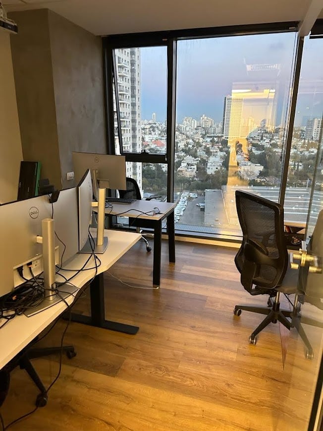 חדר עבודה נוסף