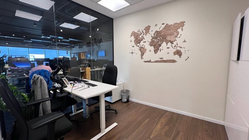 חדר עבודה נוסף במשרד יפה בקומה גבוה במידטאון