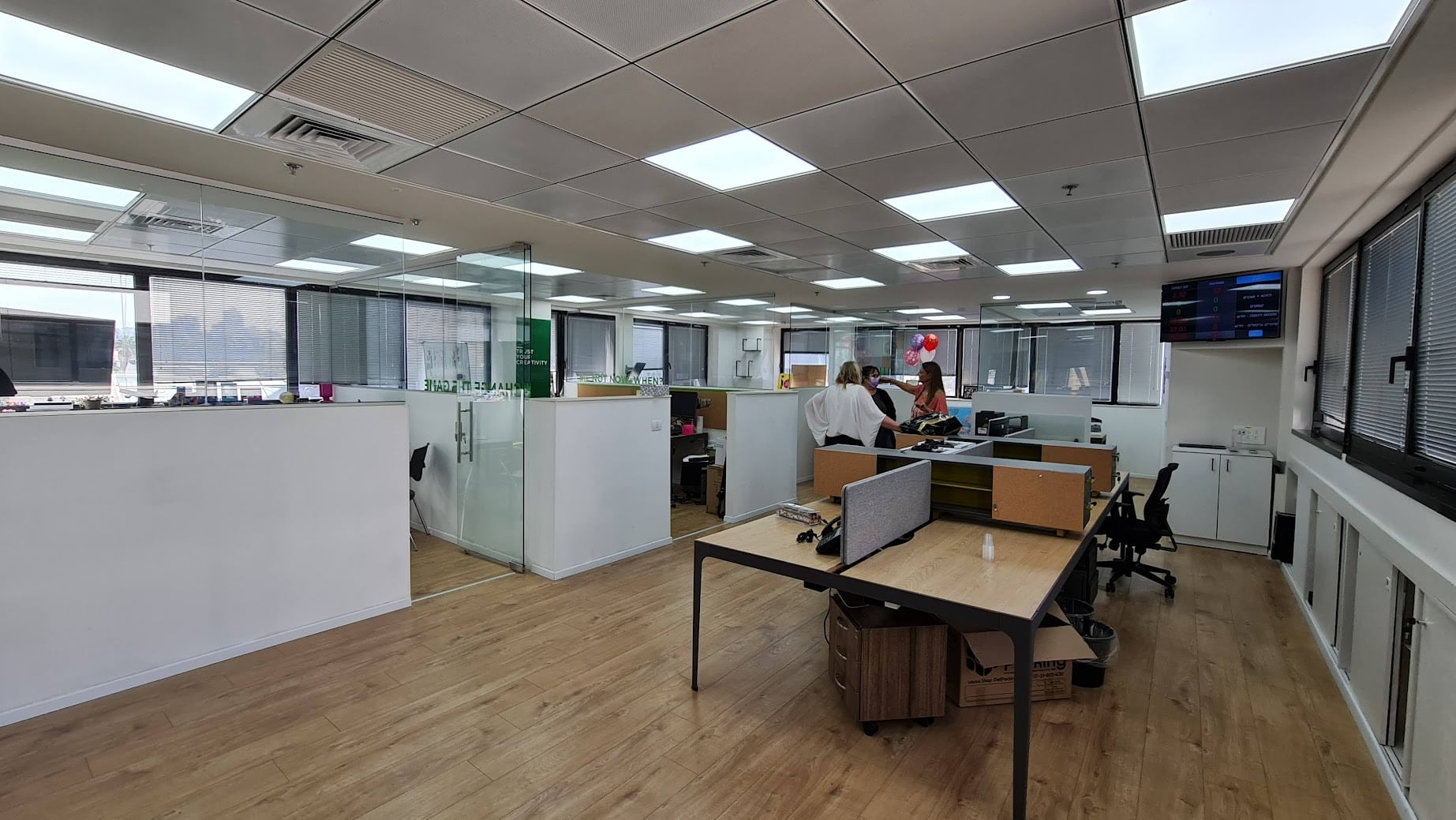 אופן ספייס וחלוקה לעמדות עבודה