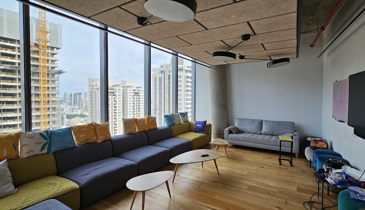 אזור לאונג'