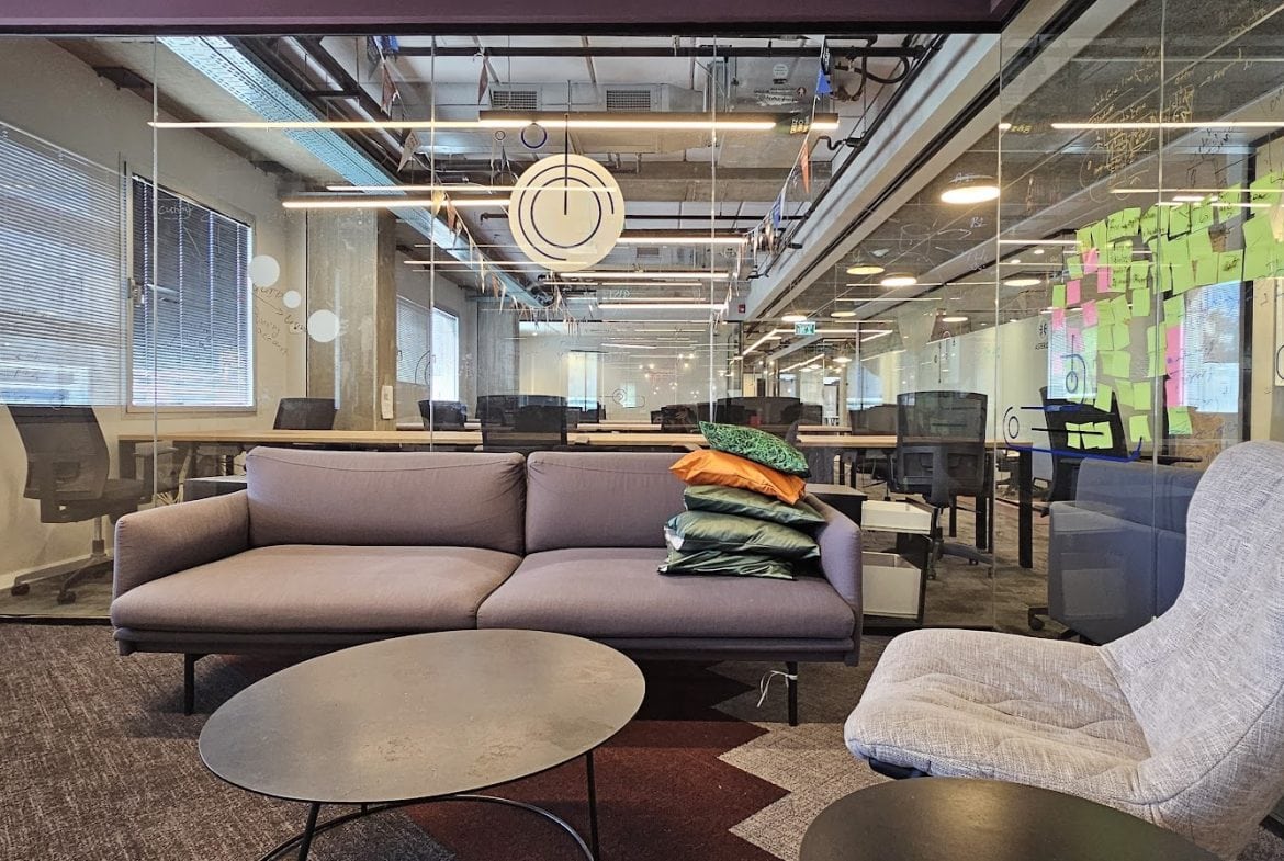 אזור לאונג', פינת ישיבה