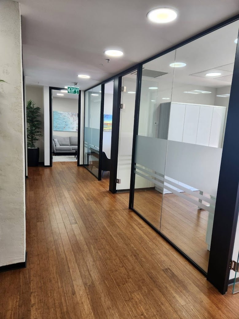 מסדרון וחלוקה לחדרים