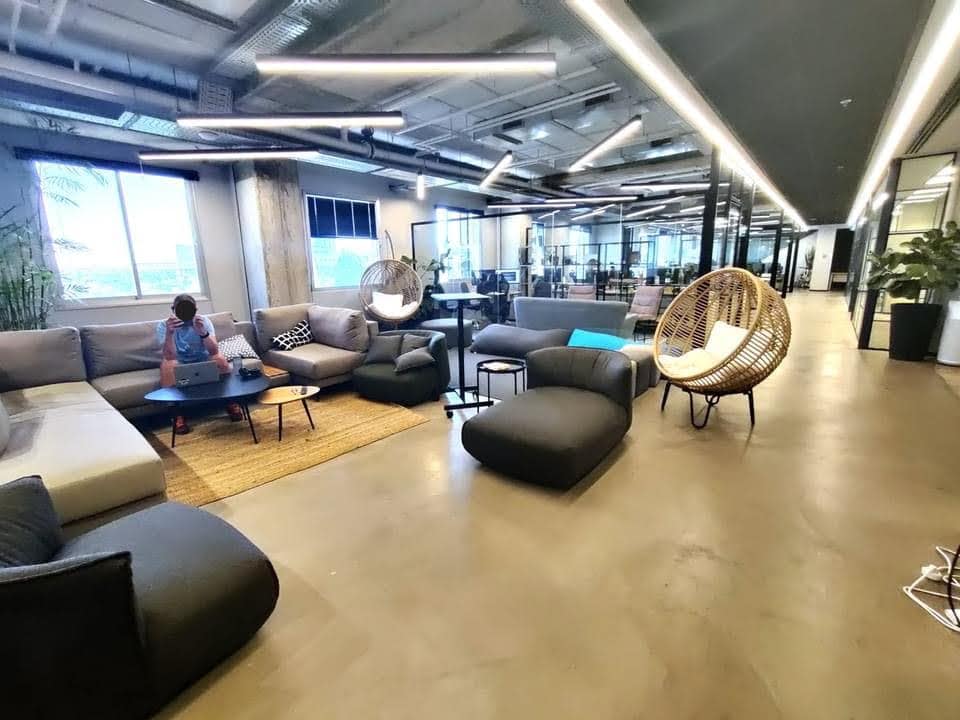 לאונג'/ אזור מנוחה