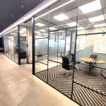 חדר ישיבות קטן וחדר ישיבות גדול