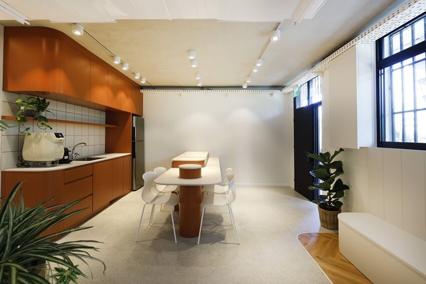 משרד קטן להשכרה תל אביב