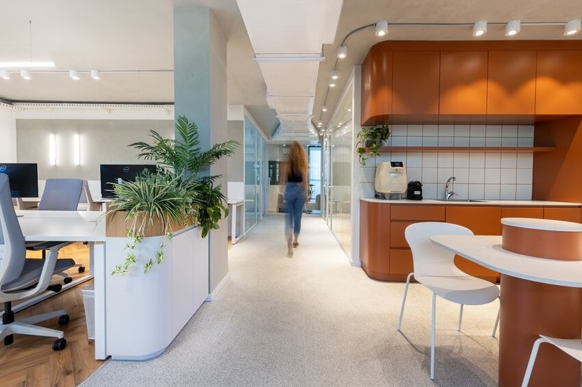 משרד קטן להשכרה תל אביב