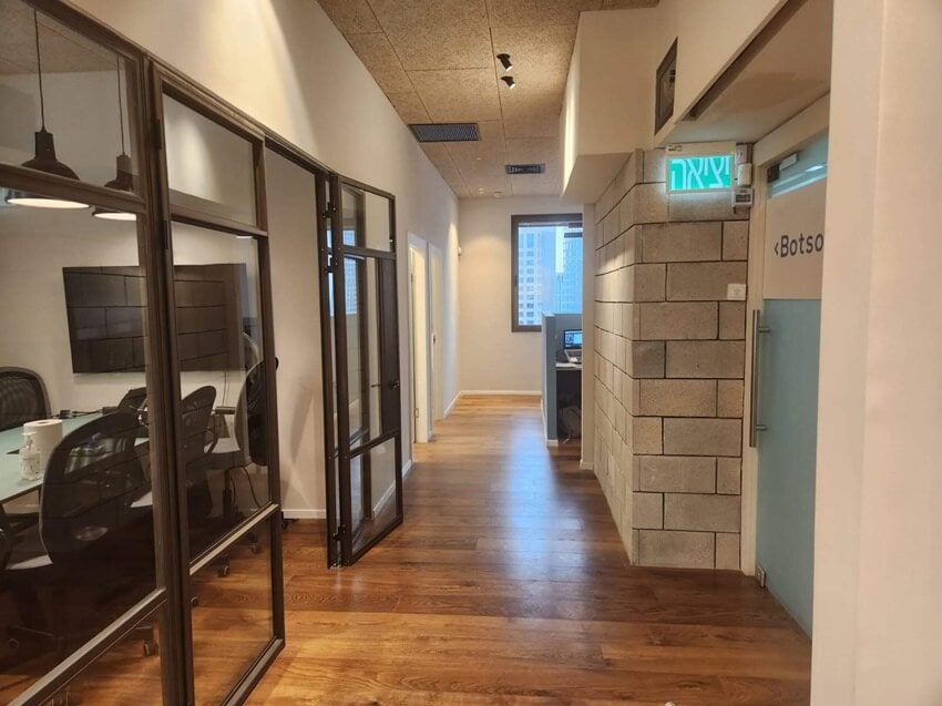 משרדים להשכרה ז בוטינסקי רמת גן