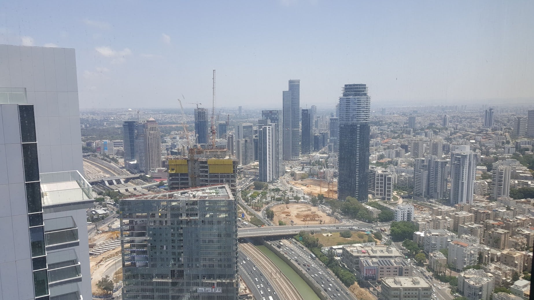 נוף מהמשרד לכיוון צפון