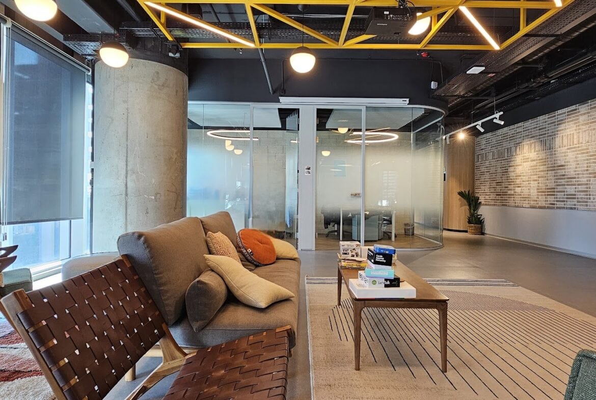 אזור לאונג'