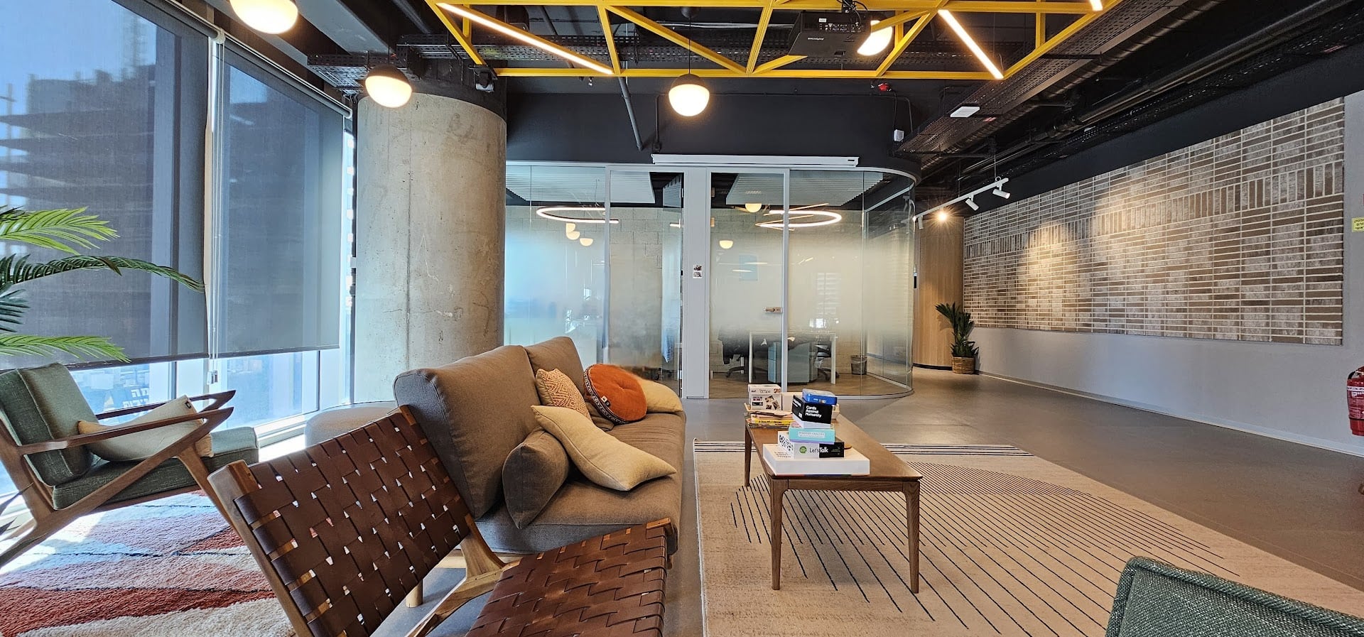 אזור לאונג'