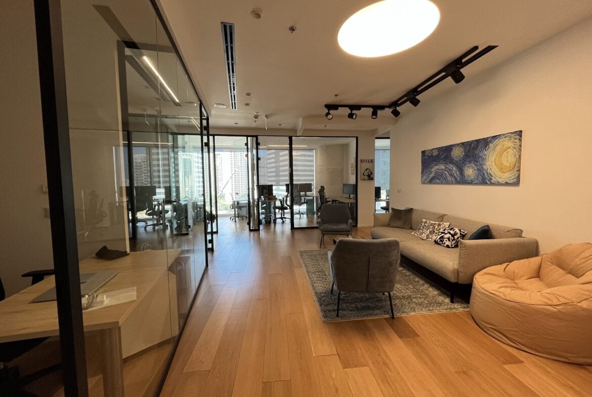 מבט כללי- לאונג'