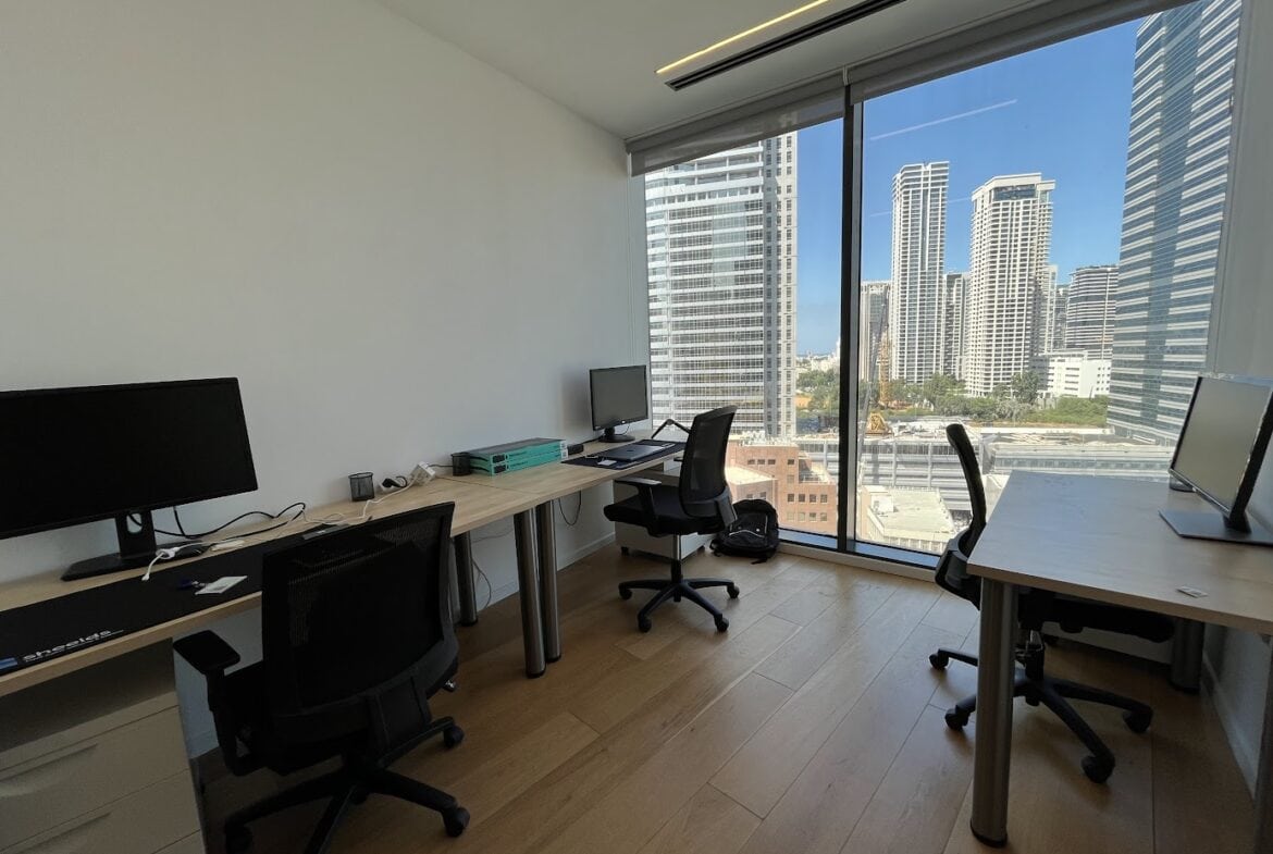 חדר עבודה/ חדר צוות