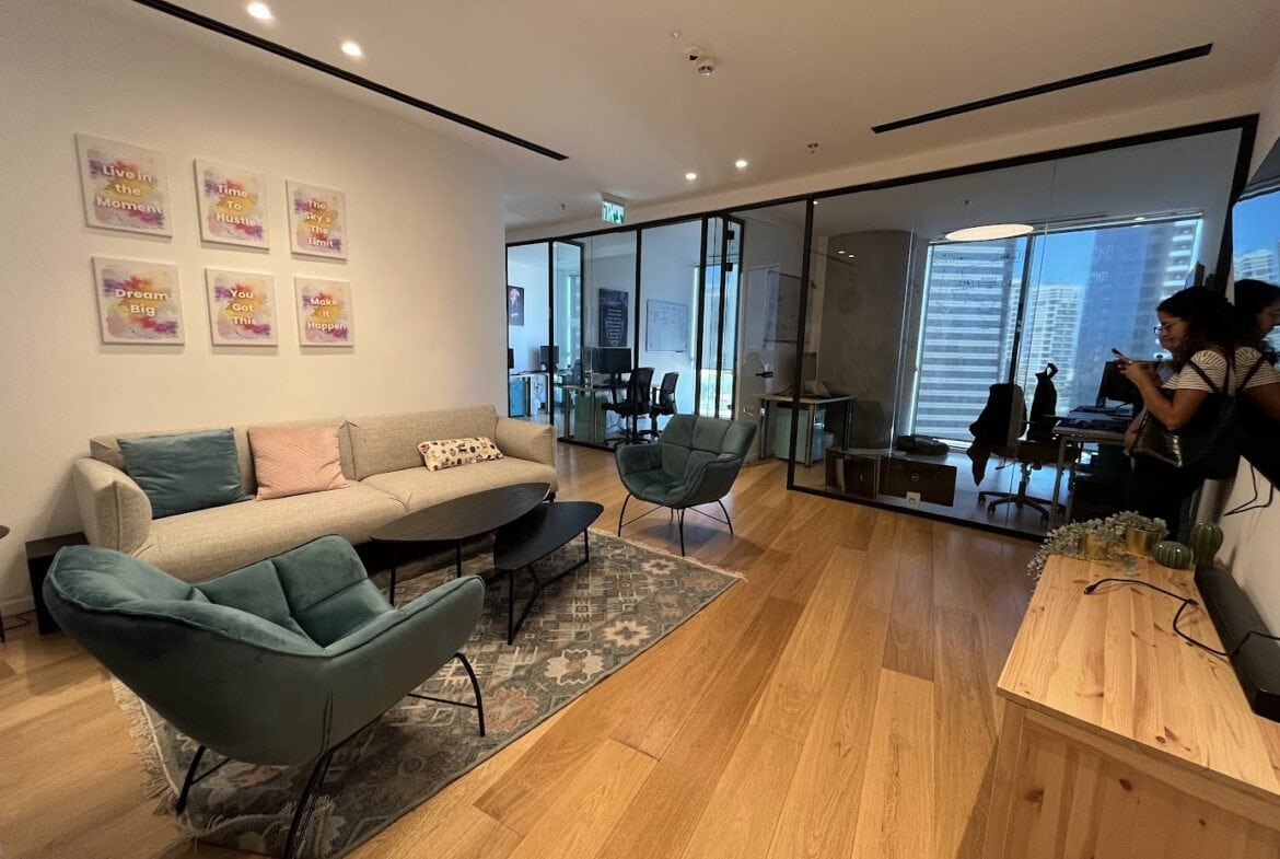 מבט כללי- עוד לאונג' וחלוקה לחדרים