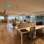 אופן ספייס עם עמדות עבודה