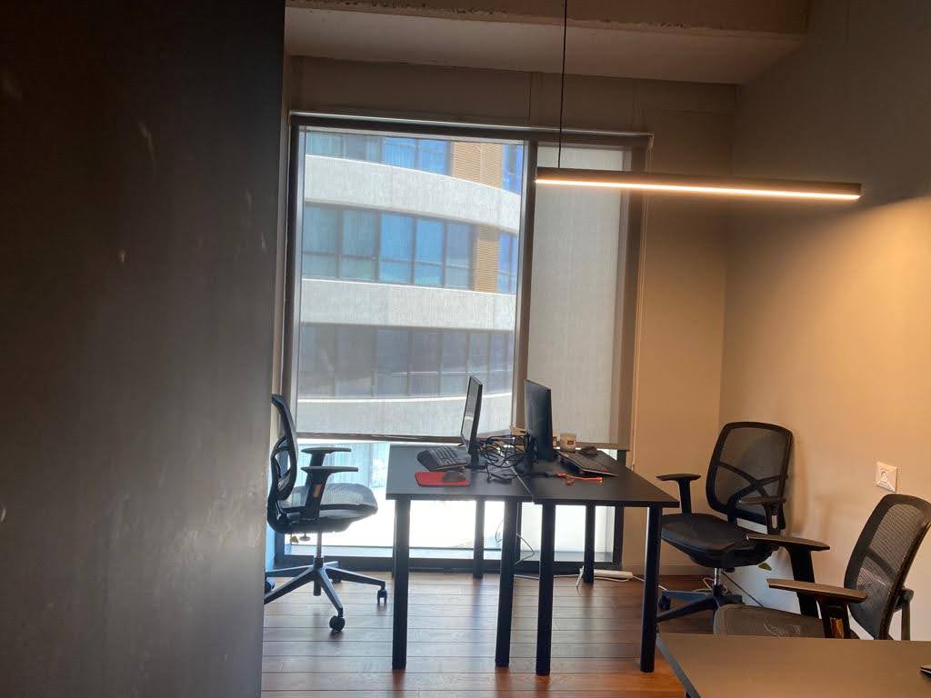 עוד חדר עבודה נוסף