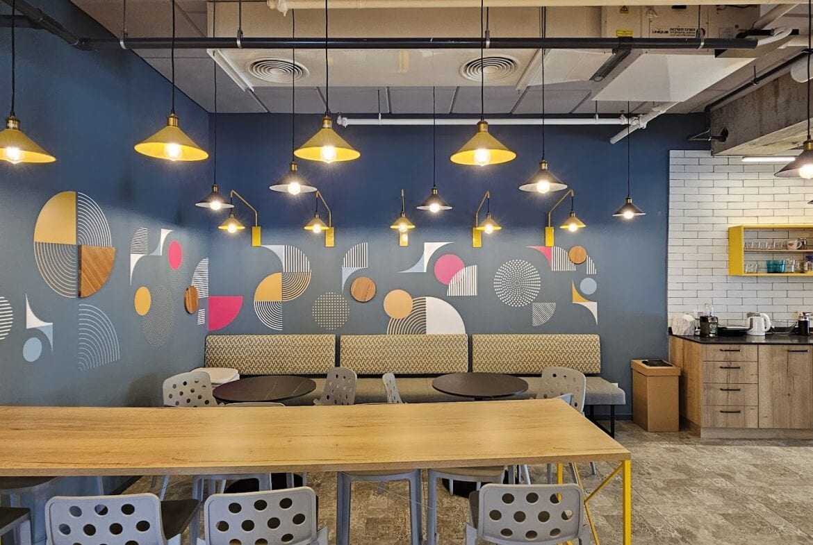 פינות אוכל במטבח במשרד