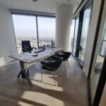 אחד מחדרי עבודה במשרד 106 מ"ר במגדל רסיטל