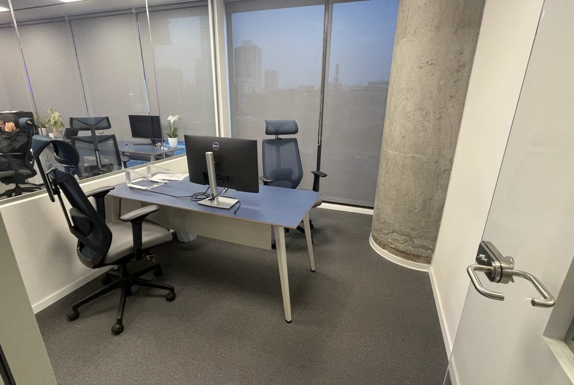 חדר עבודה נוסף- משרד אישי