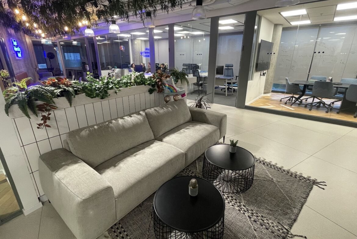 אזור לאונג'