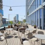 השכרת משרדים לטווח קצר מרפסת