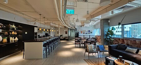 משרד גדול מרוהט חסן ערפה בית רובינשטיין מטבח