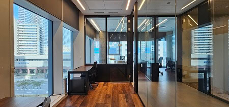 עמדות להשכרה חסן ערפה משרד קטן