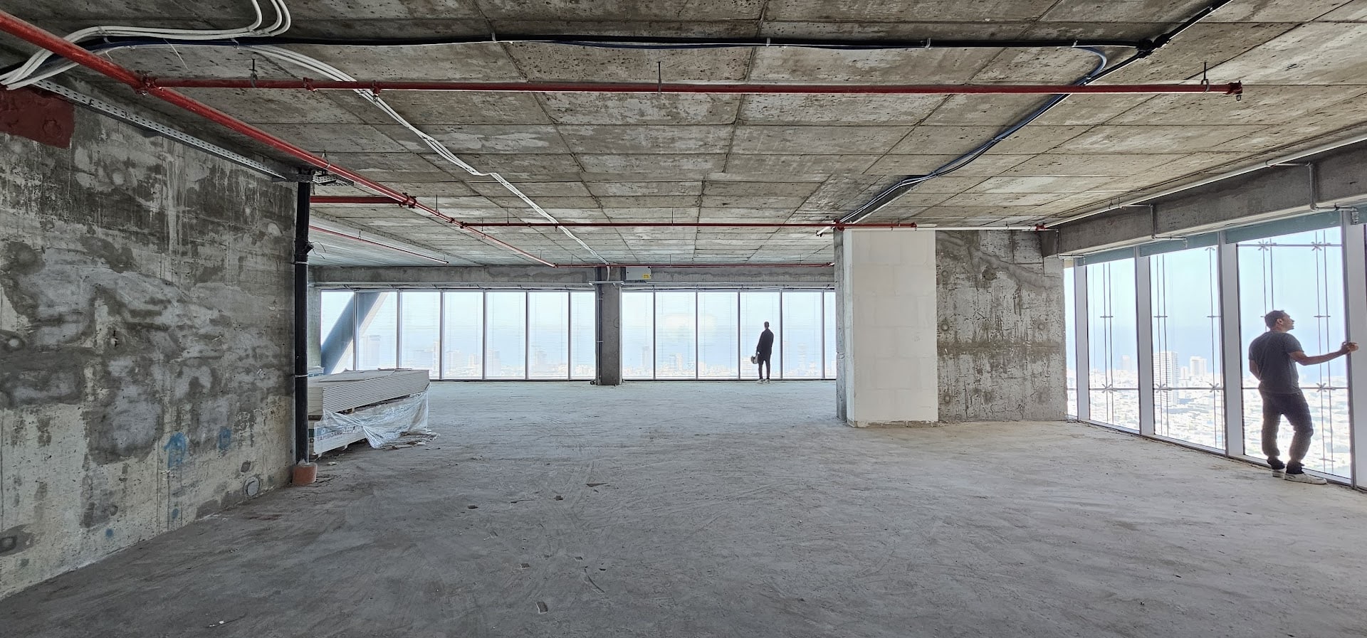 משרד בקומה גבוהה במגדל לנדמרק