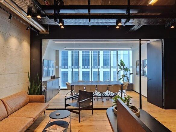 מבט כללי- חדר ישיבות ופינת ישיבה