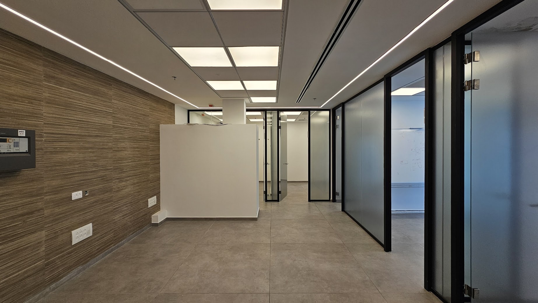 אופן ספייס וחלוקה לחדרי עבודה