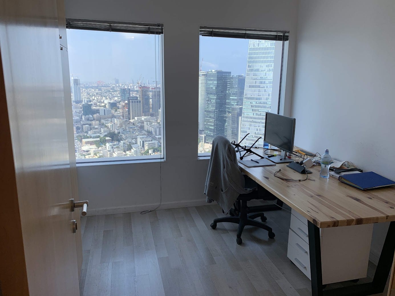 חדר עבודה נוסף